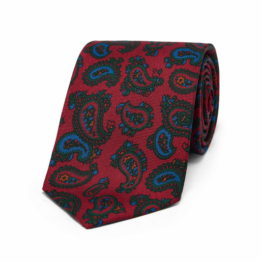 Classic Paisley Motif Madder Silk Tie in Red