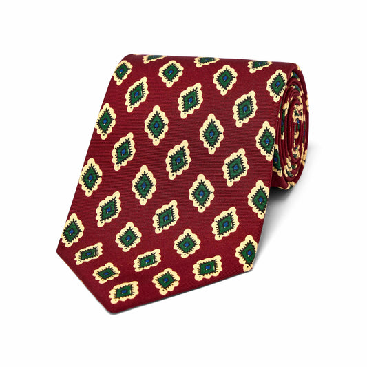 Diamond Medallion Macclesfield Madder Silk Tie in Red